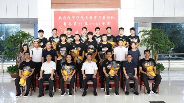 //www.xinggaochao.net/__local/E/1C/0B/DDFC6BF739913C7160BB53B9945_E1EE2F9C_19670.jpg