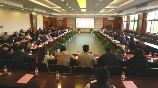 //news.xinggaochao.net/__local/1/B7/83/31ADFBF64BF5701395518181EB2_757CB64B_12995.jpg